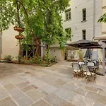 2 Bedroom In The Heart Of Le Marais