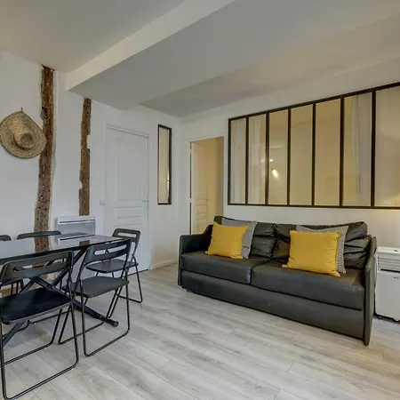 Apartment 2 Bedroom In The Heart Of Le Marais *